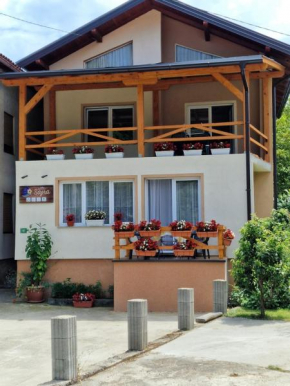 Studio Apartman SAJRA